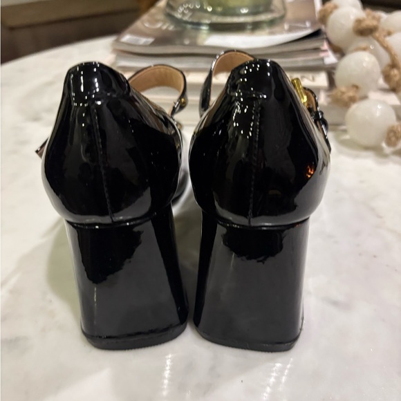 Designer Black Patent Leather Horsebit Mark Jane Pumps - Picture 5 of 10